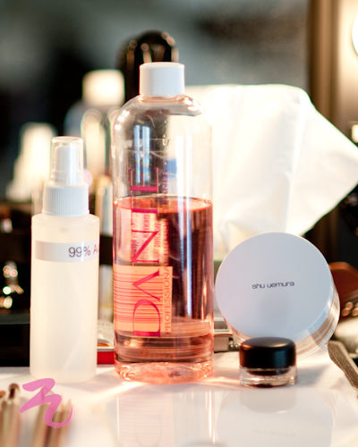 Dante’s Professional Makeup Brush Cleaner – Triple Twist Blog