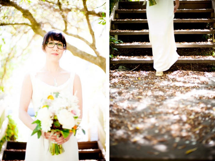 Bride with Glasses and Flowers, Simple and Natural Look